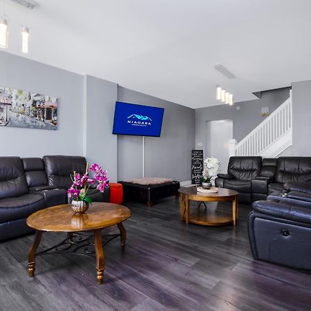 Sprawling 8Br Home Ideal For Large Groups In Niagara Falls Ny Eksteriør billede