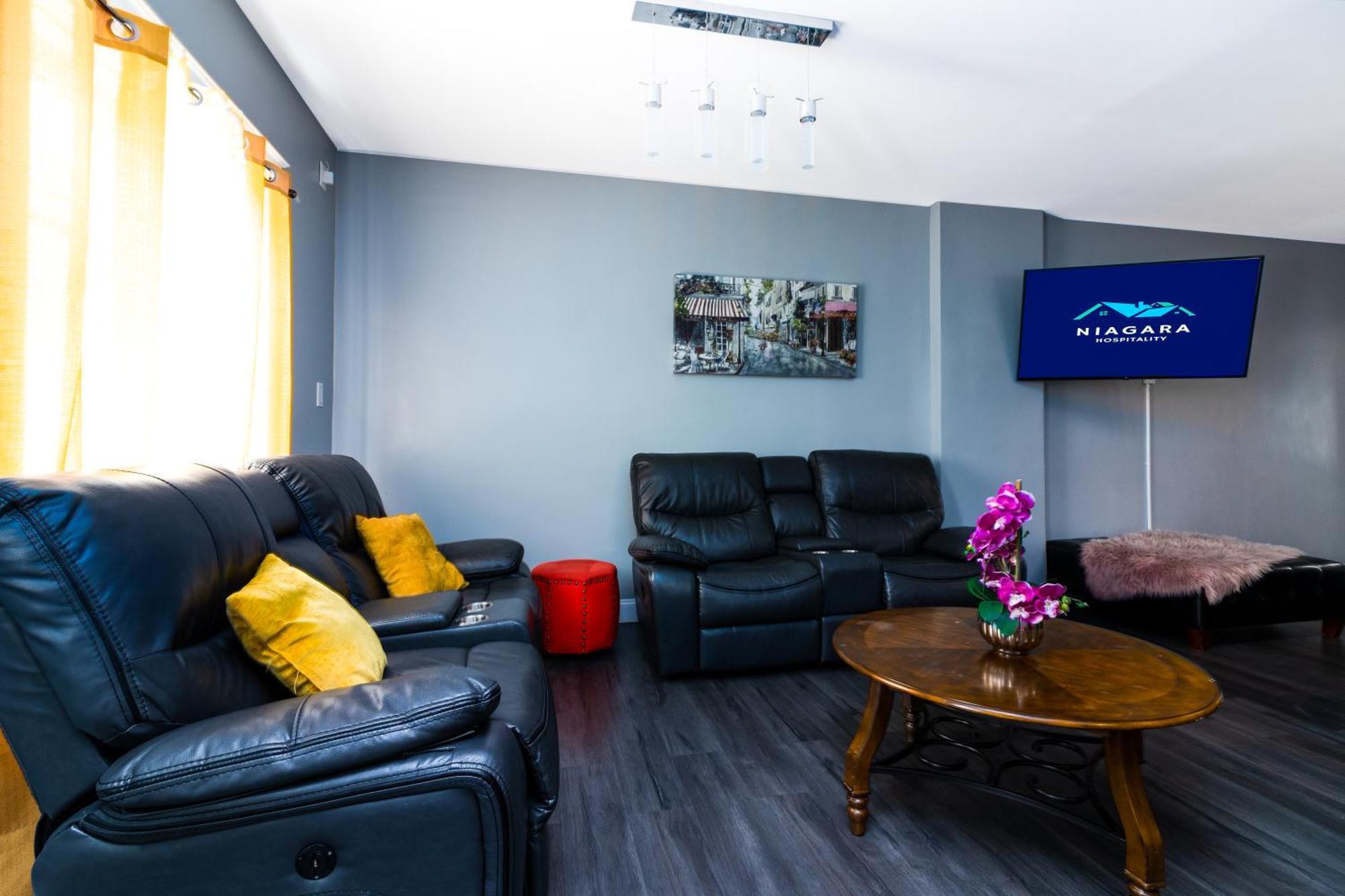 Sprawling 8Br Home Ideal For Large Groups In Niagara Falls Ny Eksteriør billede