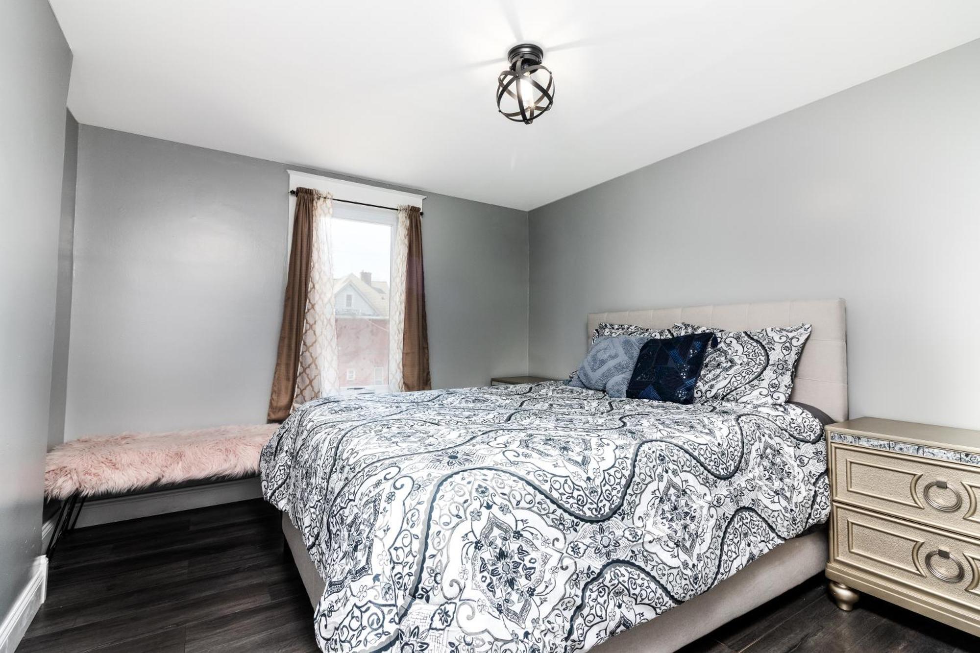 Sprawling 8Br Home Ideal For Large Groups In Niagara Falls Ny Eksteriør billede