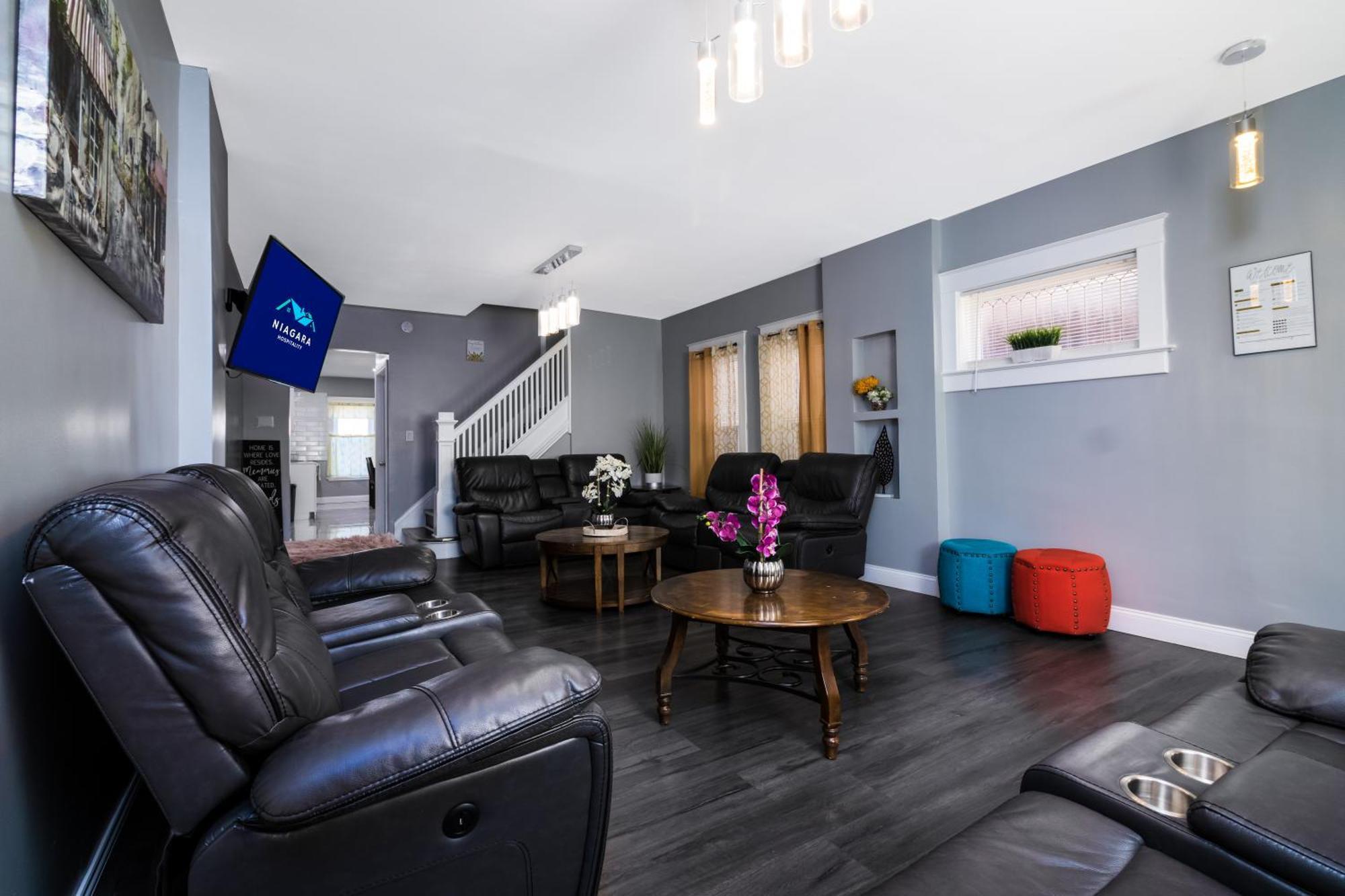 Sprawling 8Br Home Ideal For Large Groups In Niagara Falls Ny Eksteriør billede