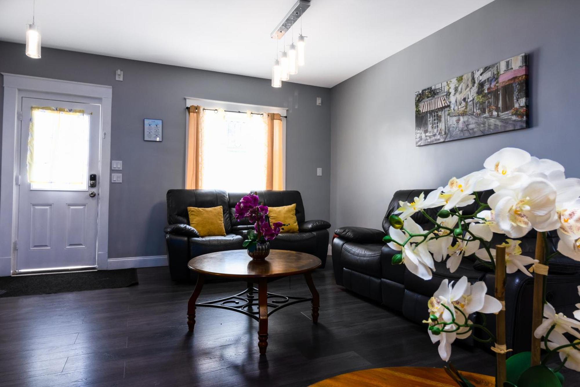 Sprawling 8Br Home Ideal For Large Groups In Niagara Falls Ny Eksteriør billede