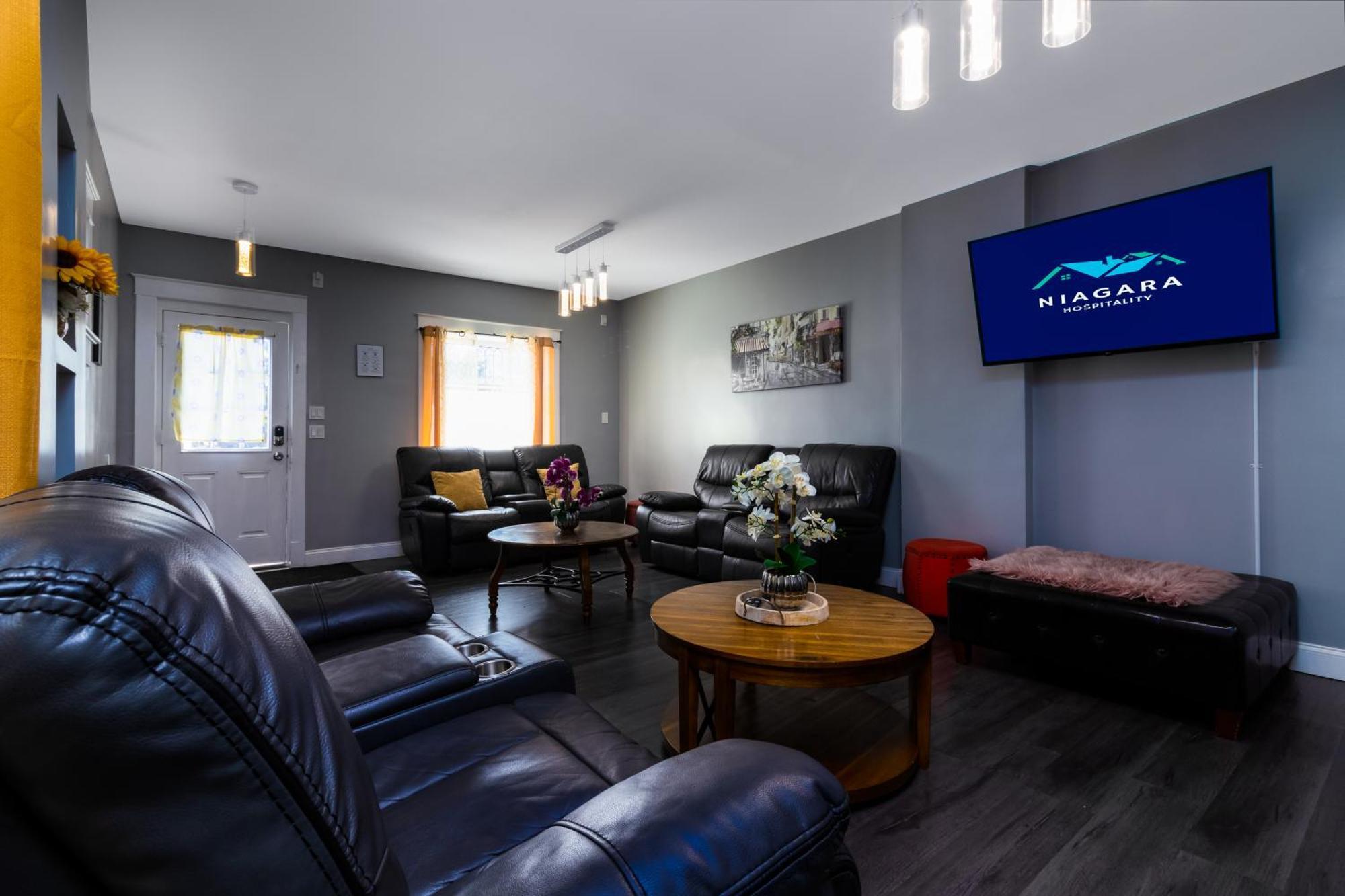 Sprawling 8Br Home Ideal For Large Groups In Niagara Falls Ny Eksteriør billede