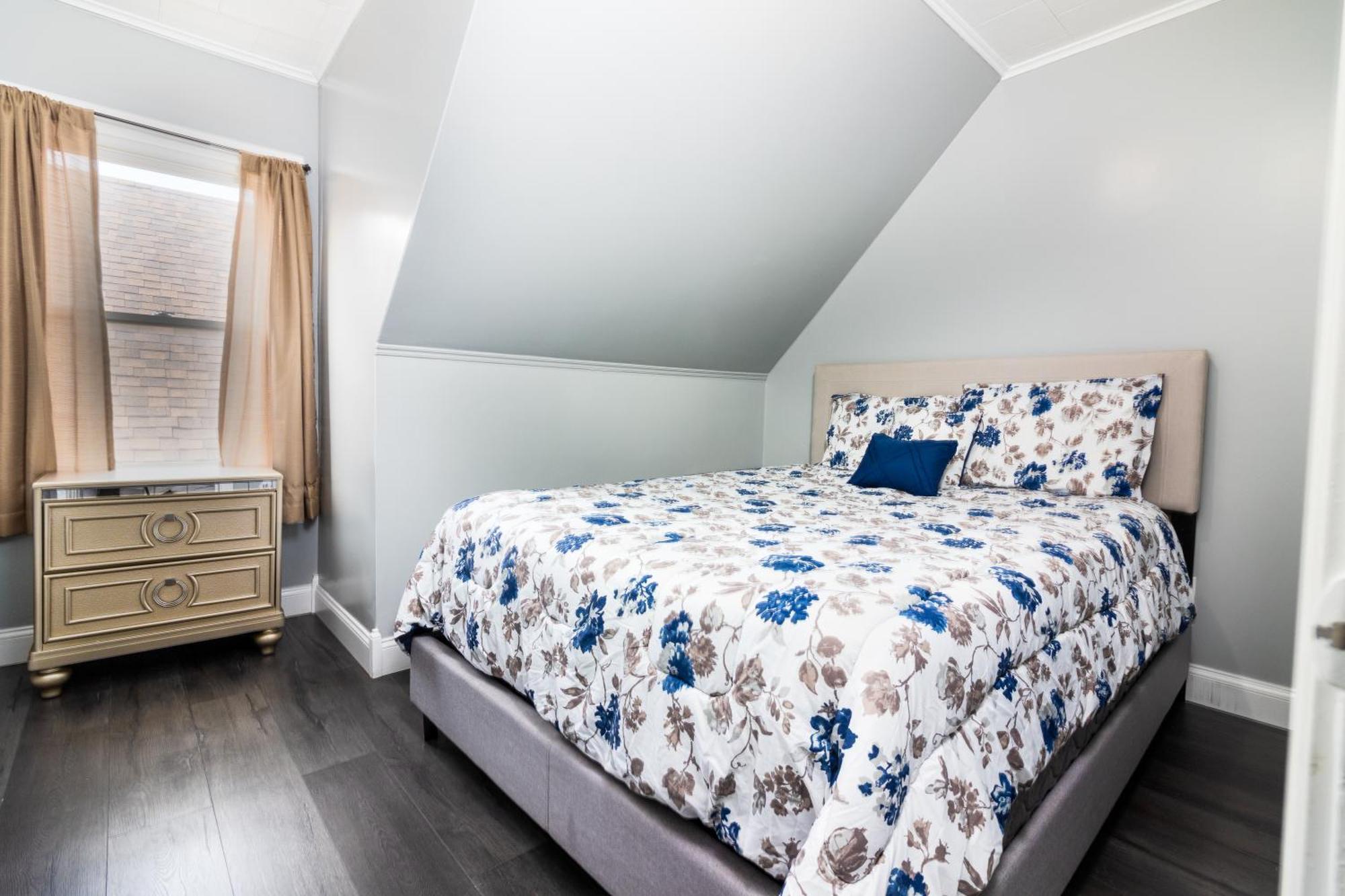 Sprawling 8Br Home Ideal For Large Groups In Niagara Falls Ny Eksteriør billede