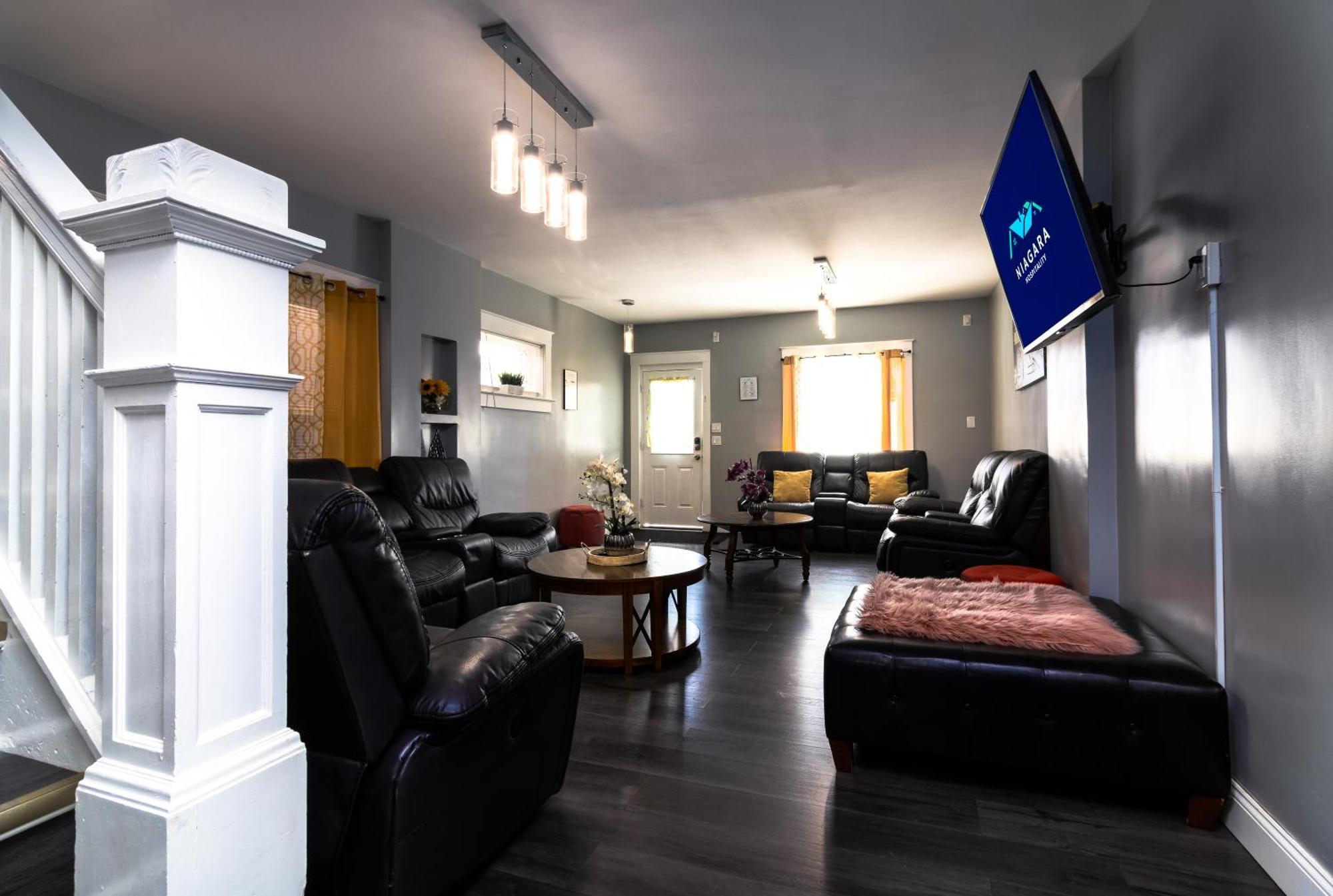 Sprawling 8Br Home Ideal For Large Groups In Niagara Falls Ny Eksteriør billede