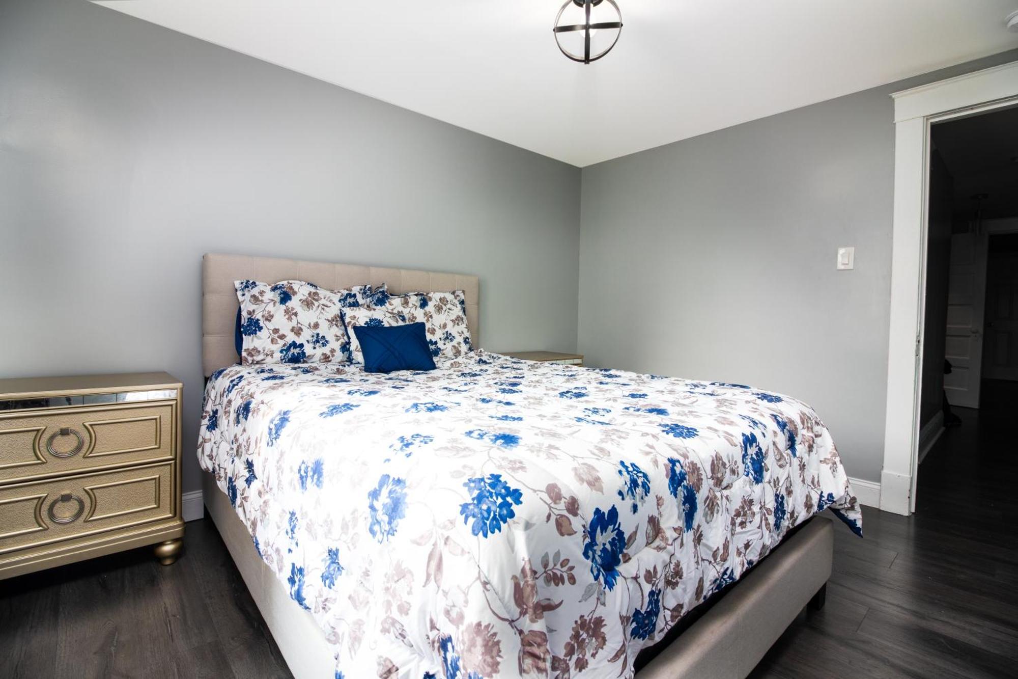 Sprawling 8Br Home Ideal For Large Groups In Niagara Falls Ny Eksteriør billede